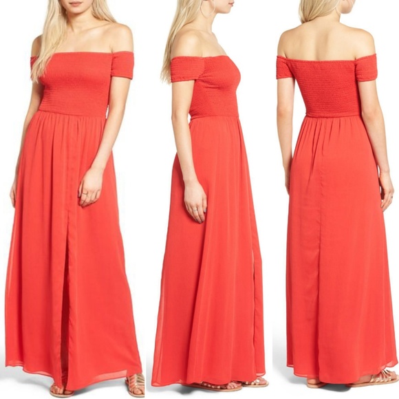 Anthropologie Dresses & Skirts - Tularosa Henderson Maxi Dress